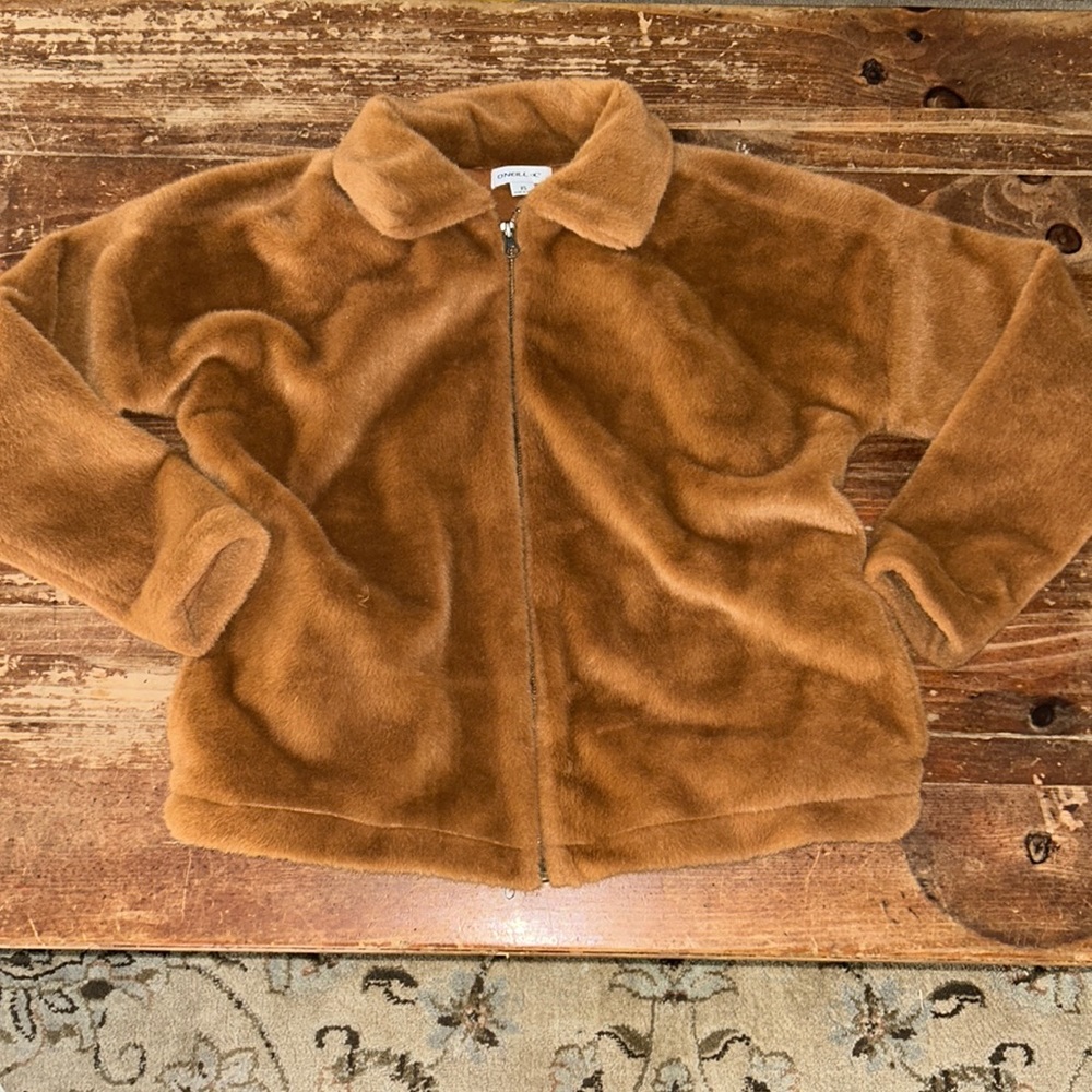 Brown O’Neill fuzzy jacket size xs